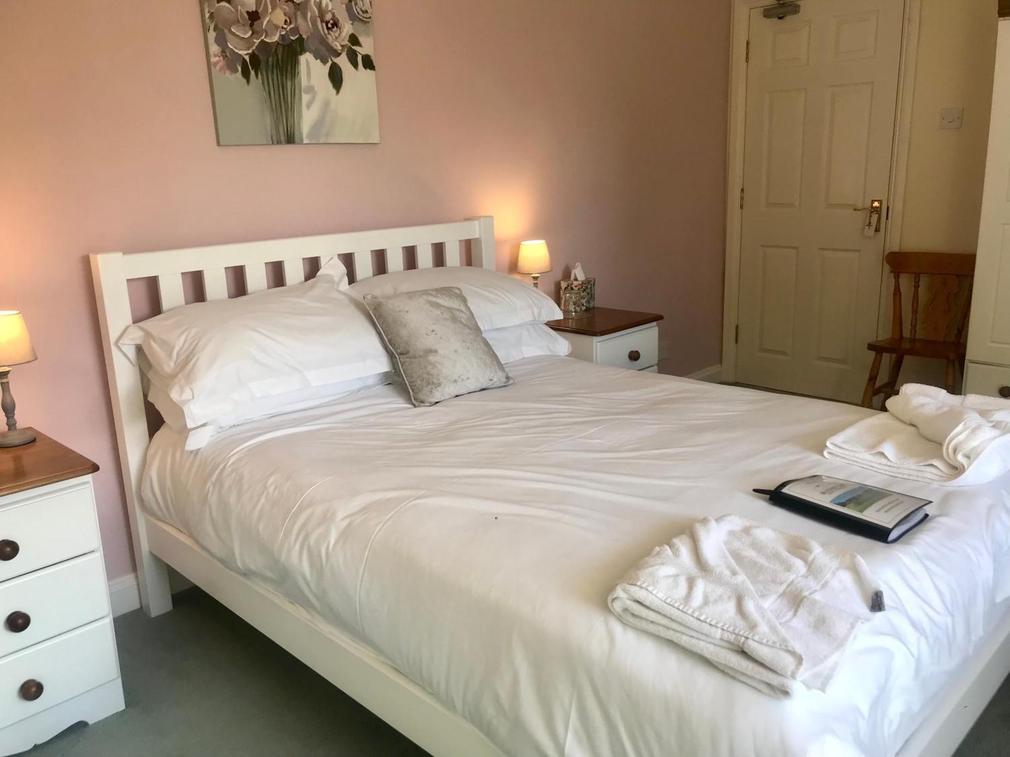 Bransford Farm Fishery & B & B מראה חיצוני תמונה